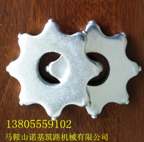 供应桥面拉毛机刀片及高铁梁面铣刨拉毛刀片——马鞍山市诺基筑路机械专业解决方案